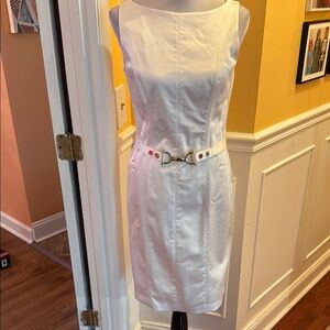 Elegant White Sleeveless Dress with Belt